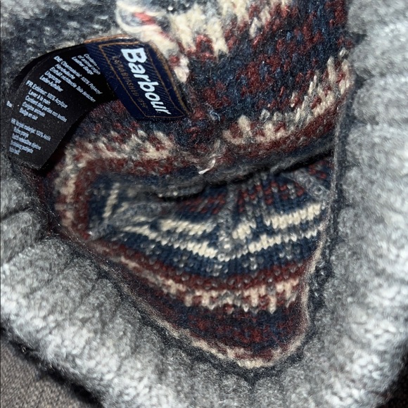 Barbour Fair Isle Beanie Pom Pom Hat - Picture 3 of 3